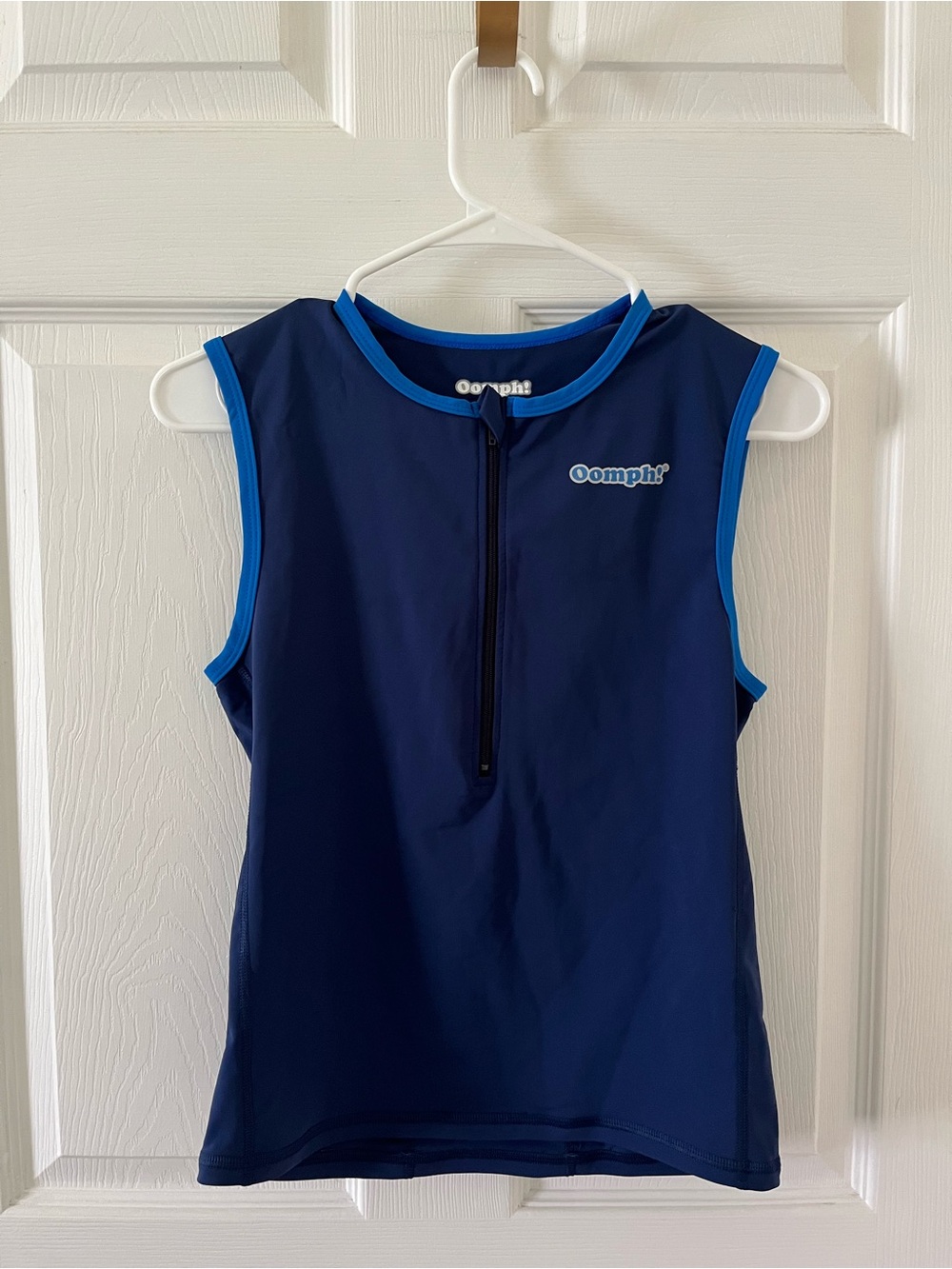 Oomph! Sleeveless Navy Blue Athletic Tank with Light Blue Trim